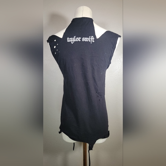 Upcycled Taylor Swift Reputation T-shirt, size XS - Picture 5 of 6